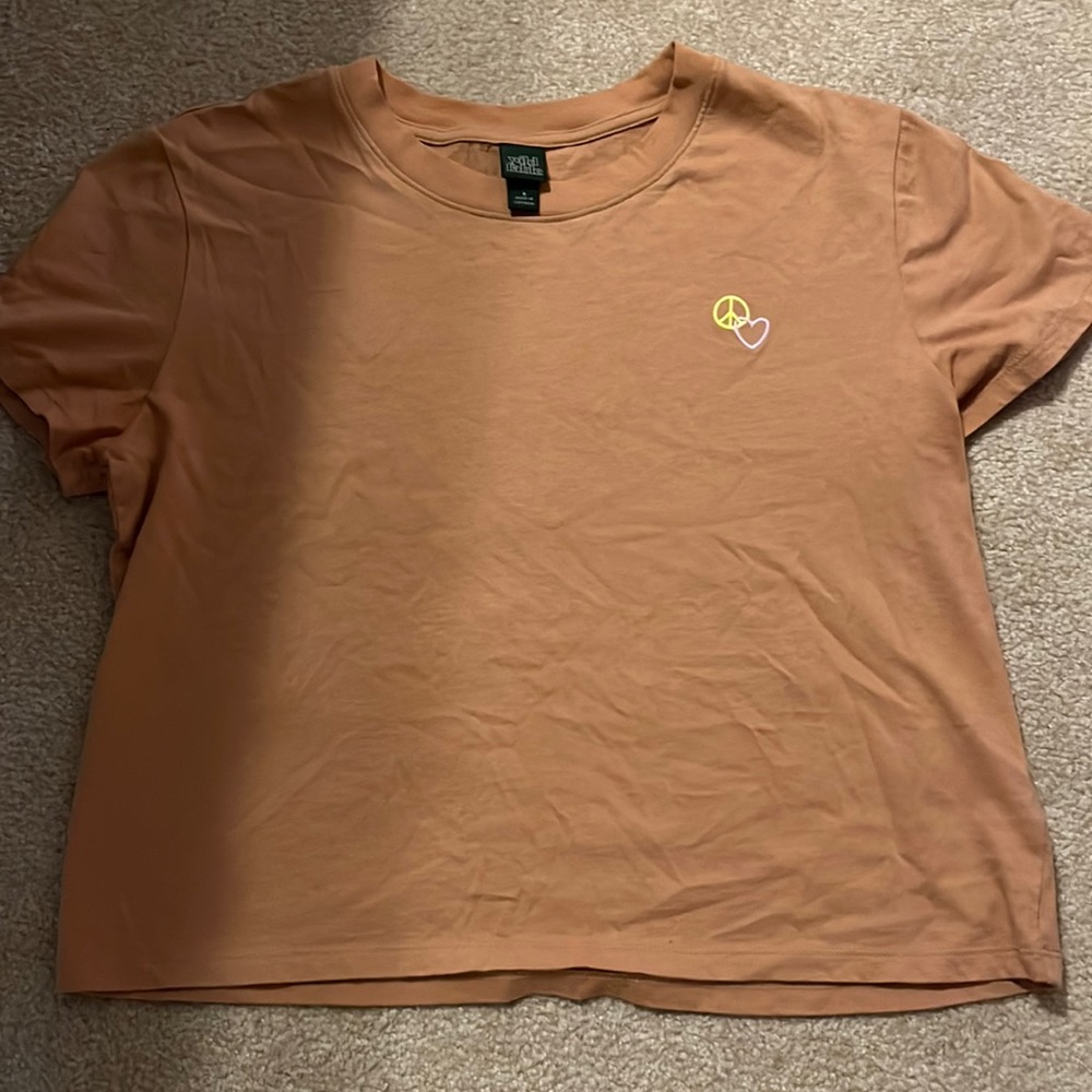 Wild fable peach crop top NWOT
